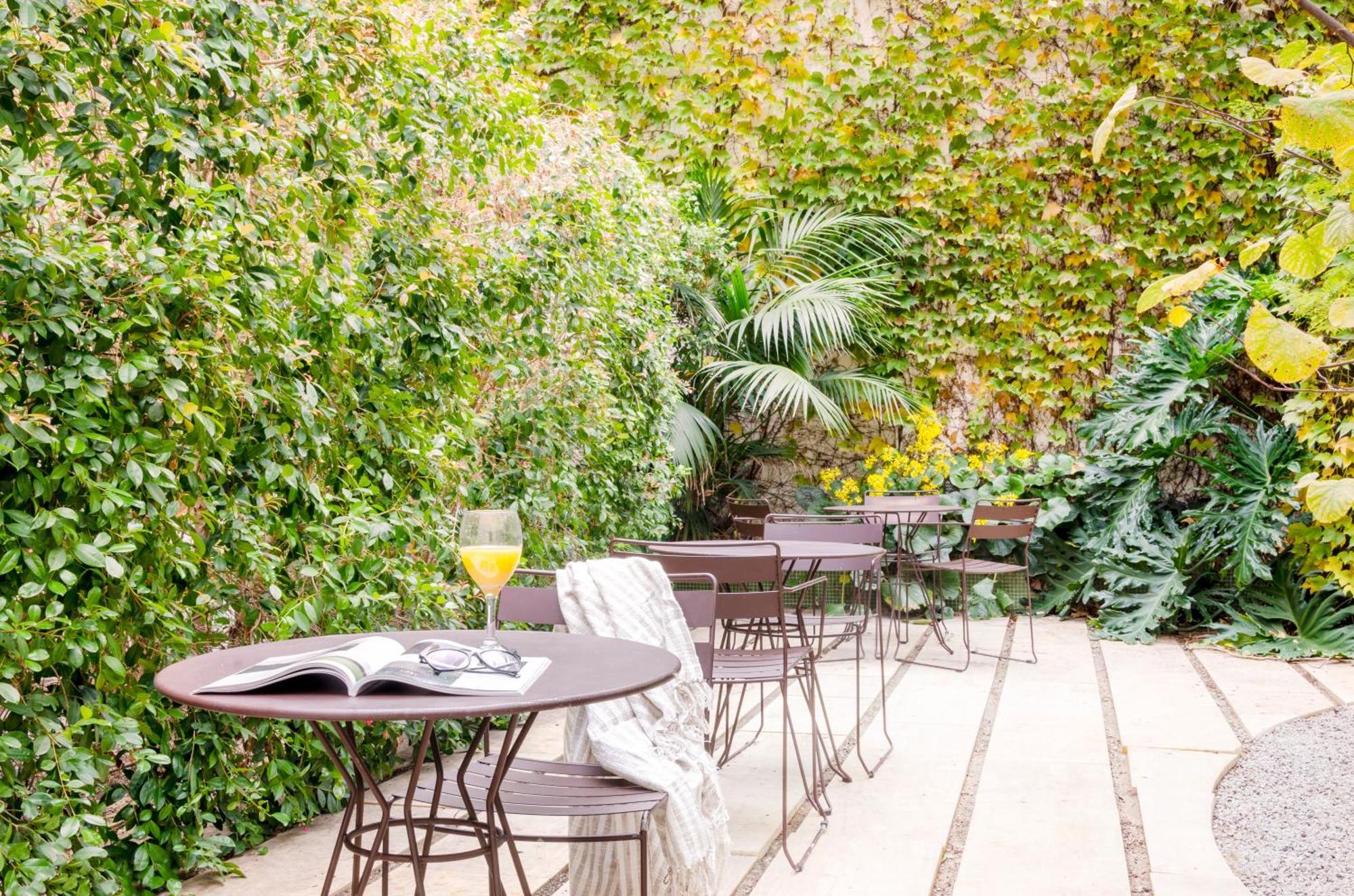 Aspasios City Oasis Apartments Barcelona Bagian luar foto