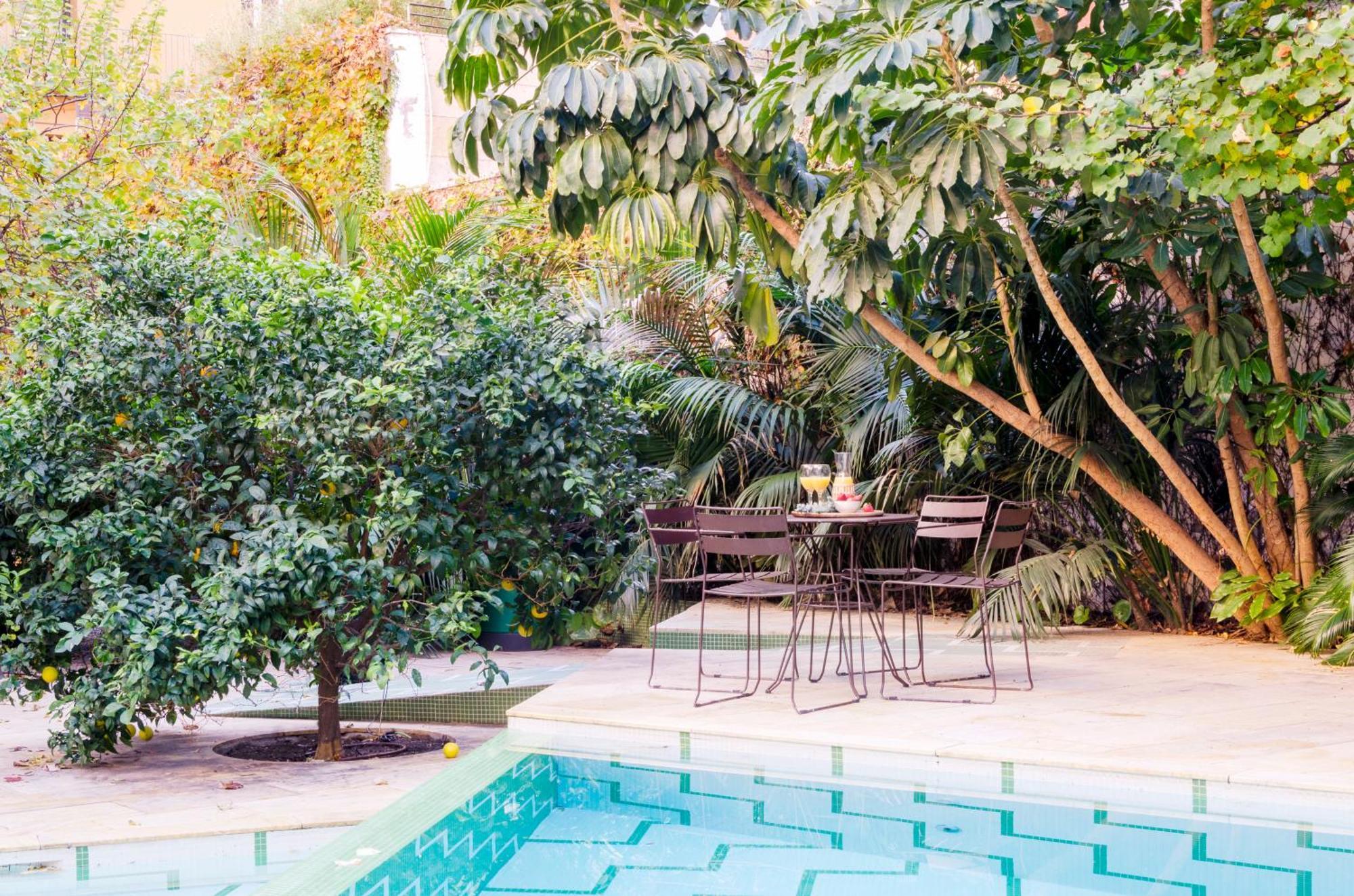 Aspasios City Oasis Apartments Barcelona Bagian luar foto