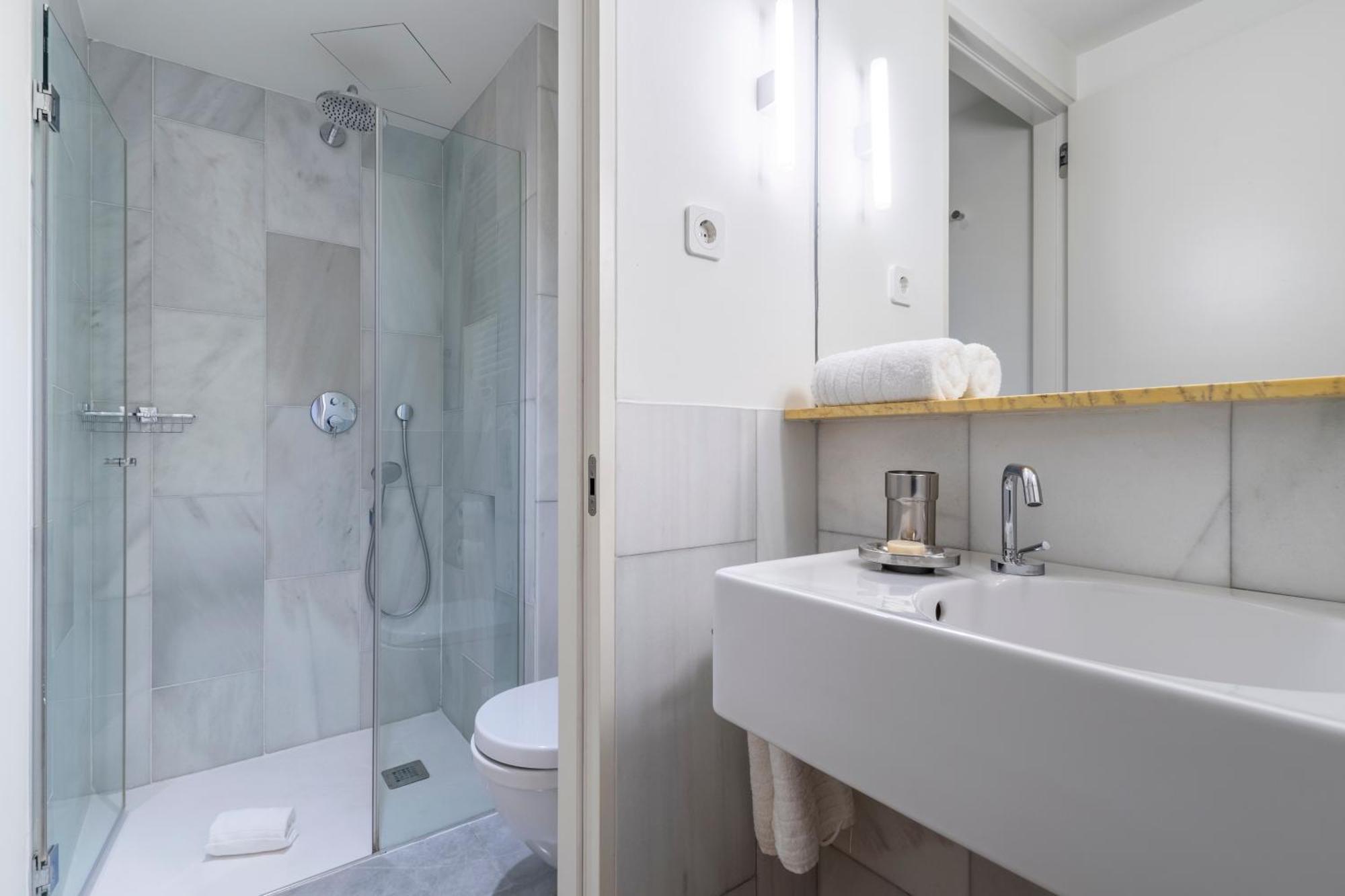 Aspasios City Oasis Apartments Barcelona Bagian luar foto