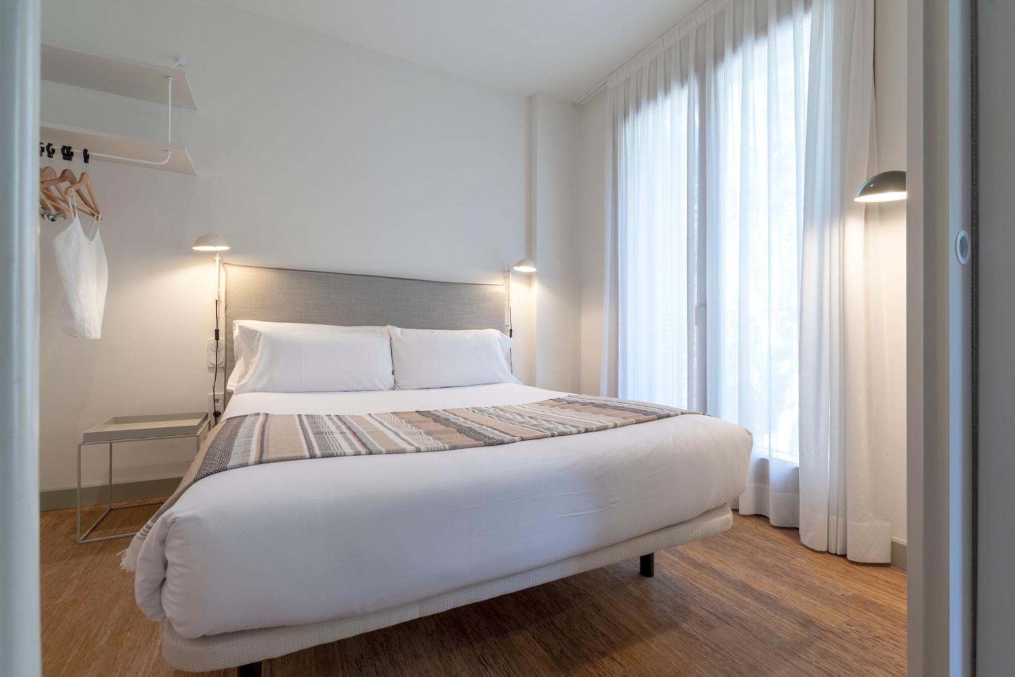 Aspasios City Oasis Apartments Barcelona Bagian luar foto