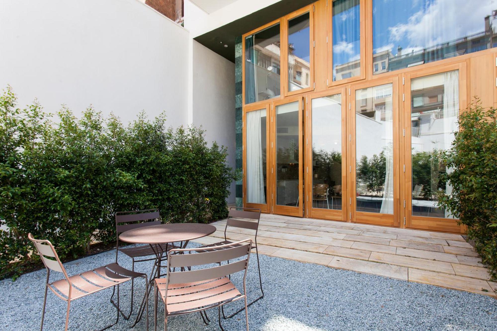 Aspasios City Oasis Apartments Barcelona Bagian luar foto